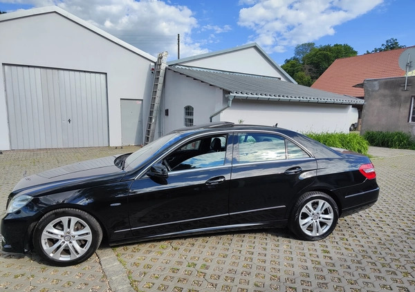 Mercedes-Benz Klasa E cena 33900 przebieg: 198000, rok produkcji 2009 z Wrocław małe 596